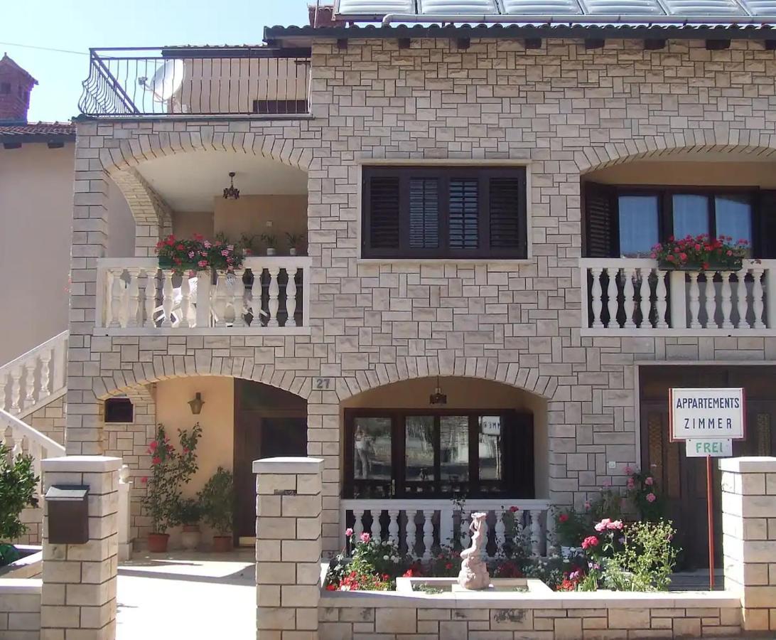 Apartments Konceta Porec Luaran gambar